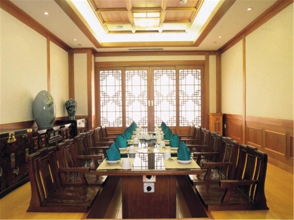 New Grand Dynasty Hotel Chaoyang  Exterior photo